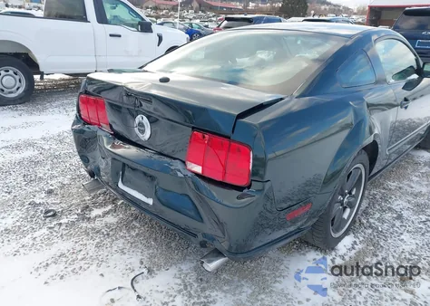 2008 Ford Mustang Gt Deluxe/Gt Premium from USA, damaged, VIN 1ZVHT82H085167952